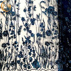 Tela del cordón del bordado de flores de los azules marinos 3D para igualar el vestido de fiesta